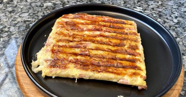 Η ζαμπονοτυρόπιτα που κάνουν πολλές μαμάδες όταν δεν έχουν χρόνο