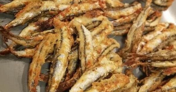 Έτσι κάνω τον γαύρο στο φούρνο και γίνεται καλύτερος από τηγανητός