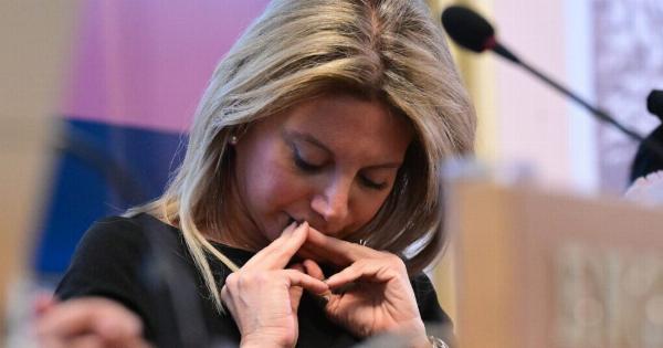 Το «δώρο» της Καρυστιανού στον Τσίπρα – Κανείς δεν το περίμενε