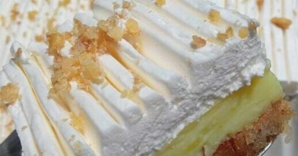 Το παλιό σπιτικό γλυκό που μυρίζει κανέλα και παιδικά χρόνια