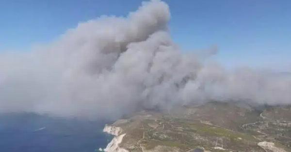 ΜΕΓΑΛΕΣ ΦΩΤΙΕΣ ΠΑΝΤΟΥ – KAIΓETAI Η ΕΛΛΑΔΑ – ΟΙ ΠΕΡΙΟΧΕΣ ΠΟΥ ΕΧΕΙ ΠΥΡΚΑΓΙΕΣ