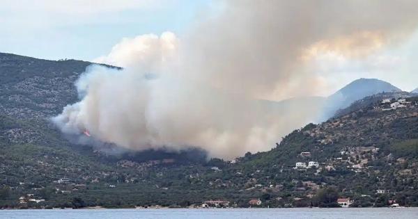ΕΚΤΑΚΤΟ: ΜΕΓΑΛΗ ΦΩΤΙΑ ΤΩΡΑ