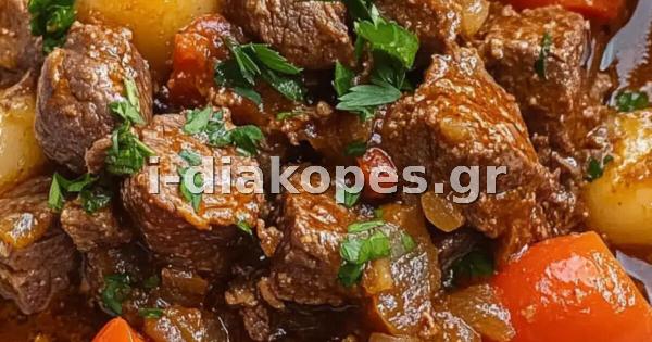 Συνταγή της γιαγιάκας: Μοσχάρι Στιφάδο που Λιώνει στο Στόμα