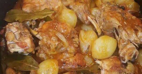 Το πιο νόστιμο κουνέλι στιφάδο όπως το έφτιαχνε η μαμά