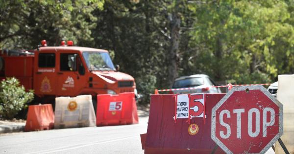 ΕΚΤΑΚΤΟ: Μεγάλη φωτιά τώρα στη χώρα μας – Εστάλη 112, δίνουν μάχη οι πυροσβεστικές δυνάμεις
