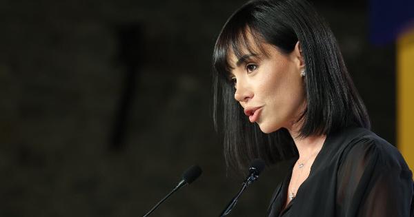 Κυβέλη Μάρδα: Ποια είναι η γυναίκα που προλόγισε τον Αλέξη Τσίπρα στη Θεσσαλονίκη