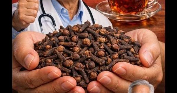 Ανακαλύψτε τι μπορεί να κάνει το «Νερό Γαρύφαλλου» για την υγεία σας!