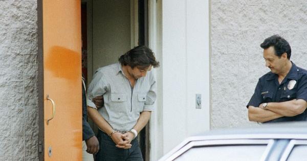 Πασχαλιάτικο Μακελειό: Δολοφόνησε τη μάνα του και άλλους 10 συγγενείς του μέσα σε 5 λεπτά (video)