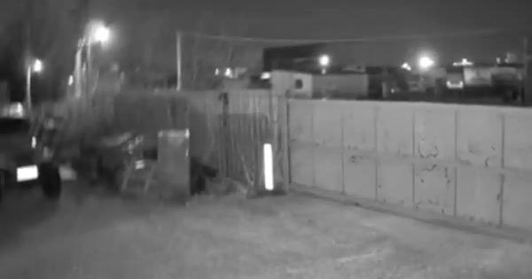 Πρωτοφανής εικόνα στην Ελλάδα: Η στιγμή που ο σεισμός των 5,3 Ρίχτερ χτυπά τα Ιωάννινα