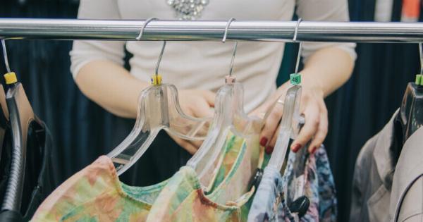 Αυτά τα 3 φορέματα για την Ανάσταση θα τα φοράτε όλη τη σεζόν – Θα σας βγάλουν ασπροπρόσωπες!