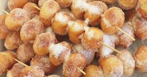 Έφτιαξα ντόνατς σε σουβλάκι και έγινε χαμός στο πάρτυ – Πανεύκολα και οικονομικά!