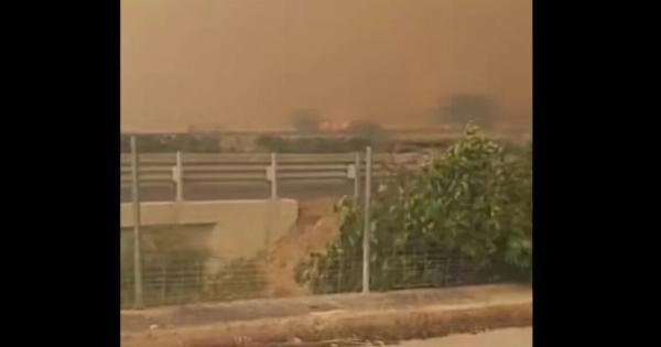 Τεράστια φωτιά τώρα στη χώρα μας: Έκλεισε η εθνική, εκτροπή αυτοκινήτων και χάος