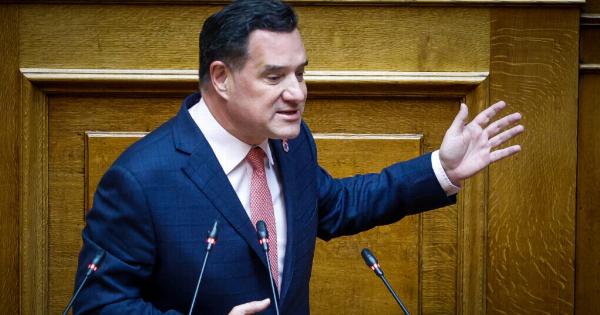 Πάγωσαv με τον Άδωνι Γεωργιάδη…