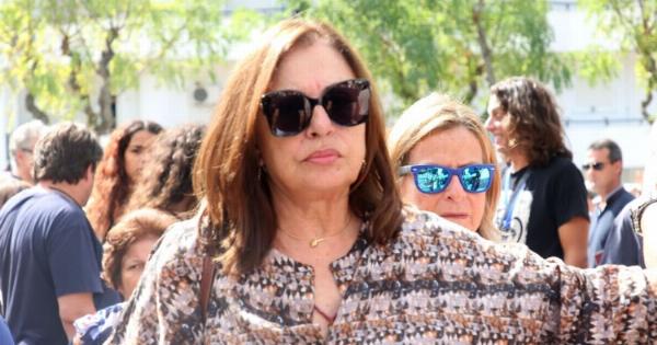 “Αχ βρε Γιώργο…”: Η Χάρις Αλεξίου αποχαιρετά με συγκίνηση τον Γιώργο Μαζωνάκη
