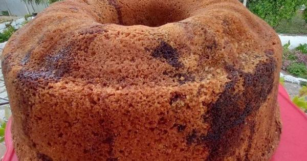 Αφράτο κέικ τούμπανο με μερέντα – το μυστικό στην πορτοκαλάδα