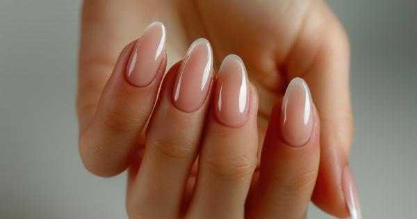 Τι κάνουμε αν μας σπάσει το νύχι στις πασχαλινές διακοπές – Το τρικ που θα σας σώσει!