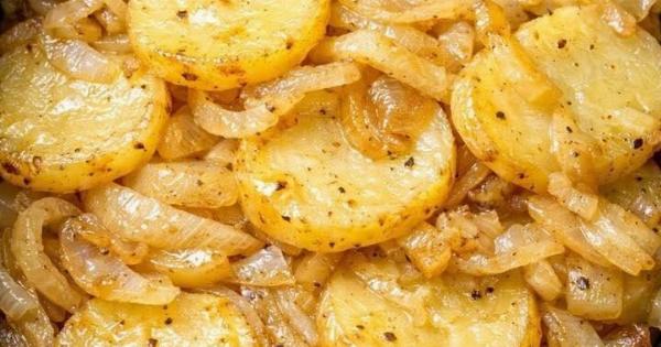 Ψητό με Πατάτες & Κρεμμύδια