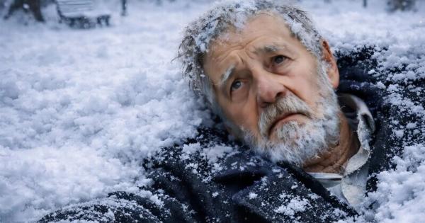 Ο γιος πέταξε τον πατέρα του έξω από το σπίτι με μείον είκοσι βαθμούς: ο ηλικιωμένος σχεδόν έχανε τις αισθήσεις του από το κρύο, όταν ένιωσε ένα ζεστό άγγιγμα στο μάγουλό του και, όταν άνοιξε με δυσκολία τα μάτια του, πάγωσε από αυτό που είδε