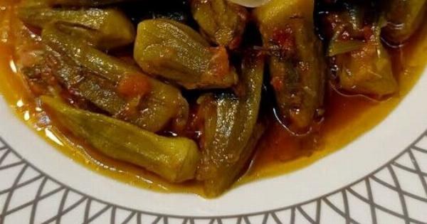 Μπάμιες λαδερές: Το μυστικό για να γίνουν νόστιμες χωρίς γλίτσα