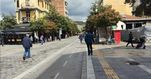 Οι Βούλγαροι τα βρήκαν δύσκολα με το ευρώ: Κατεβαίνουν Σέρρες για ψώνια, καφέ, ακόμα και… σούπερ μάρκετ