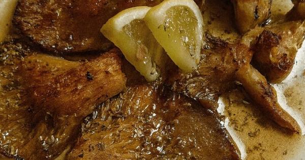 Μανιτάρια πλευρώτους στο φούρνο: εύκολη συνταγή με λαδορίγανη