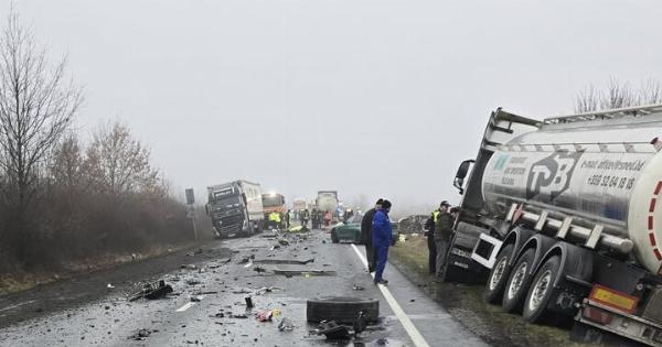 “ΥΠΟΠΤΕΣ ΟΥΣΙΕΣ” ΤΙ ΒΡΕΘΗΚΕ ΜΕΣΑ ΣΤΟ ΜΟΙΡΑΙΟ ΒΑΝ ΤΟΥ ΠΑΟΚ