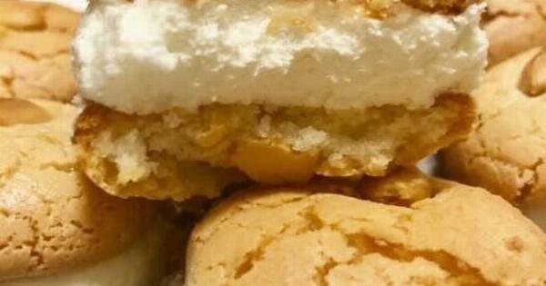 Τα καλύτερα μακαρόν με φανταστική κρέμα που έχω φτιάξει ποτέ –  Αφράτα απ’ έξω, μαστιχωτά μέσα και με κρέμα που λιώνει στο στόμα!