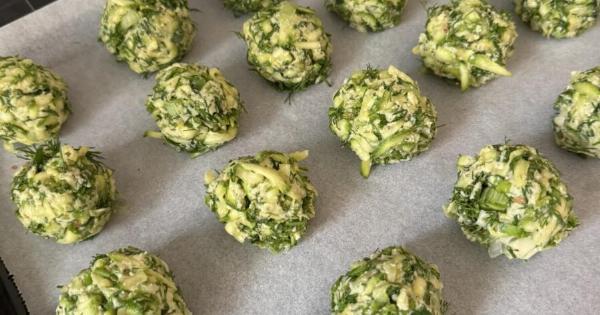 Κολοκυθοκεφτέδες στο φούρνο τραγανοί και αφράτοι – Η εύκολη υγιεινή συνταγή