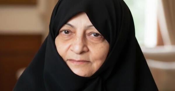 Νεκρή η σύζυγος του Χαμενεΐ – Ποια ήταν η Μανσουρέ Χοτζαστέχ Μπαγερζαντέχ, που έζησε στη σκιά του 62 χρόνια