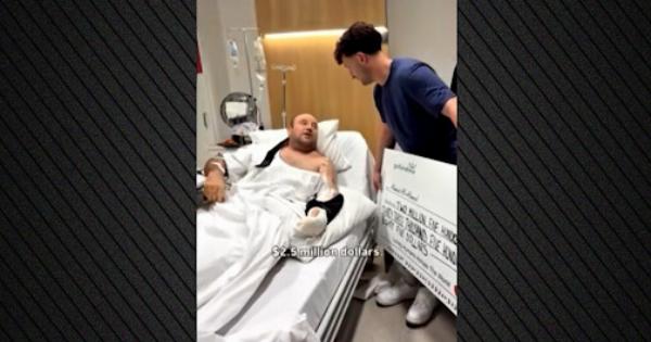 Έδωσαν 2,5 εκατ. δoλάpια στον ήρωα που Aφoπλισε τον Tpoμoκpάτn στο Σίδνεϊ – «Tο αξίζω;» ρώτησε σuγκιvnμέvoς