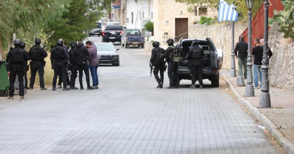 «Στο σπίτι δεν έμπαινε φέρετρο»: Σπάνε καρδιές στην Κρήτη μετά το μοιραίο γιατί δάκρυσαν όλοι