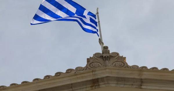 Σάλος στην Ελευσίνα: Ακούστηκε ο ύμνος της χούντας στη γιορτή για την 25η Μαρτίου – Ο δήμαρχος ζητά εξηγήσεις