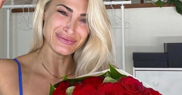 Τρισευτυχισμένη η Τούνη με τον σύντροφό της: Ανακοίνωσε τα ευχάριστα και όλοι τους εύχονται