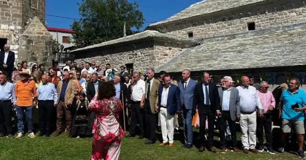 Ένταση στη Σαμαρίνα με στελέχη της ΝΔ – Έδιωξαν Σδούκου, Γκιουλέκα, Χαρακόπουλο από γλέντι