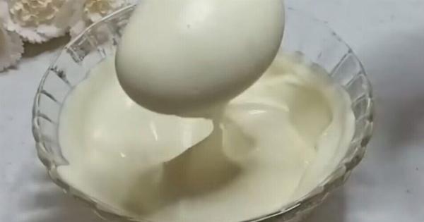 Με τα αυγά που περίσσεψαν έφτιαξα αυτή τη μαγιονέζα και έγινε ανάρπαστη