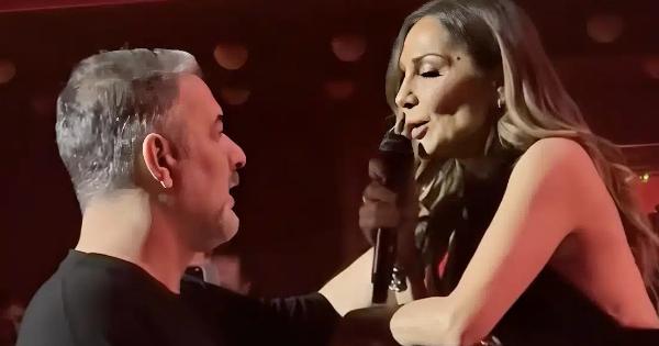 Έλιωσε όλο το Κέντρο Αθηνών: Ο Μπισμπίκης έδωσε το πιο ρουφηχτό φιλί στην Βανδή μπροστά σε όλους