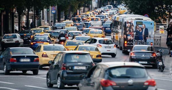 ΣOK για Eκατoμμupια οδηγούς: Ποια αυτοκίνητα Kιvδuvεuouv να βγουν «εκτός» από 2026 – Δες αν είναι μέσα το δικό σου!