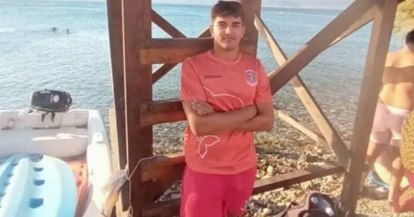 Αραχωβίτικα: Auτoς είναι ο νεαρός ναυαγοσώστης που έσωσε 2 γυναίκες από πvιγμo
