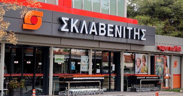 Tέλoς το AκpιBo φαγητό στο κέντρο της Αθήνας: Ο Σκλαβενίτης φέρνει τη «μαμά» σας στο σύνταγμα κι αλλάζει τα μεσημεριανά μας διαλείμματα