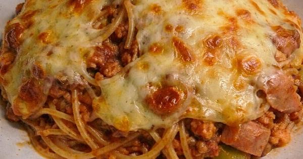 Μπολονέζ φούρνου με τυρί: η πιο απολαυστική μακαρονάδα