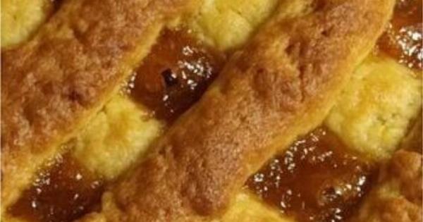 Σπιτική πάστα φλώρα με μαρμελάδα που θα φτιάχνεις συνέχεια