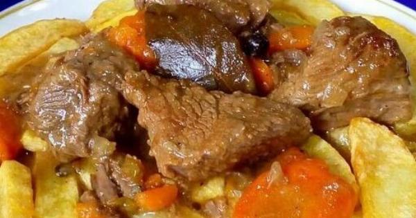 Σπιτικό μοσχαράκι λεμονάτο – Το μυστικό για να λιώνει