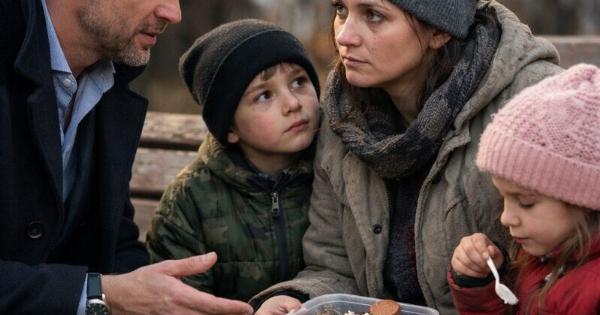 Ένας πλούσιος ξένος είδε μια μητέρα να μοιράζεται ένα μόνο μικρό γεύμα με τα παιδιά της… Auτo που έκανε στη συνέχεια άλλαξε για πάντα τη ζωή τους