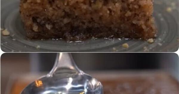 Η πιο μελωμένη καρυδόπιτα που έχετε δοκιμάσει – Σιροπιασμένη παντού!