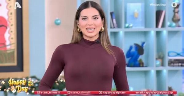 Όλες φέτος θα φτιάξουμε τα μελομακάρονα της Σταματίνας: Μπήκε στην… κουζίνα με τις κόρες της και μας έδειξε τα μυστικά της συνταγής της