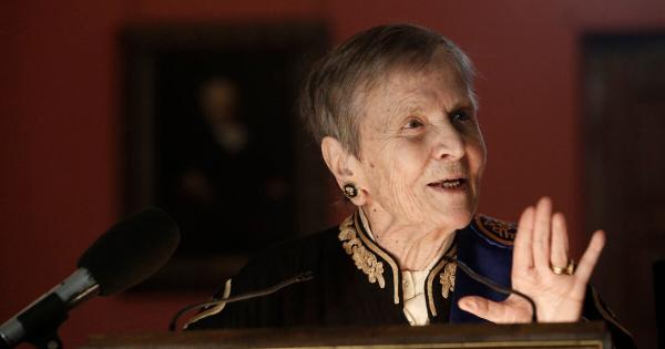 Θρήνος στην Ελλάδα: Πέθανε η Ελένη Γλύκατζη-Αρβελέρ