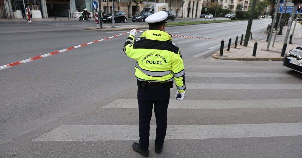 ΕΚΤΑΚΤΟ: ΣΥΝΑΓΕΡΜΟΣ ΤΩΡΑ ΣΤΗΝ ΑΘΗΝΑ – ΔΙΑΚΟΠΗ ΚΥΚΛΟΦΟΡΙΑΣ, ΧΑΟΣ ΚΑΙ ΑΝΑΣΤΑΤΩΣΗ