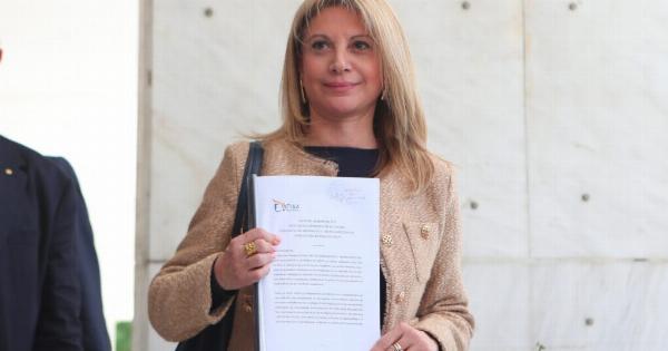 Auτouς εμπιστεύεται: Τα 6 πρόσωπα που επέλεξε η Μαρία Καρυστιανού για την 1η γραμμή του κόμματός της