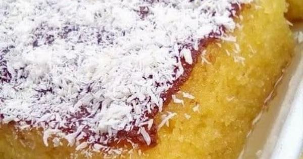 Ρεβανί καρύδας αφράτο και σιροπιαστό – Το πιο εύκολο γλυκό ταψιού που γίνεται ανάρπαστο!