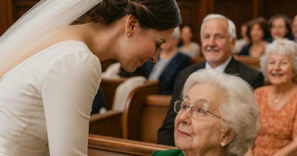 Ντρεπόμουν να πάω στον γάμο του γιου μου, γιατί τα ρούχα μου ήταν παλιά. Στην εκκλησία, πολλοί καλεσμένοι κορόιδευαν εμένα, αλλά αυτό που έκανε η μελλοντική μου νύφη σόκαρε όλους